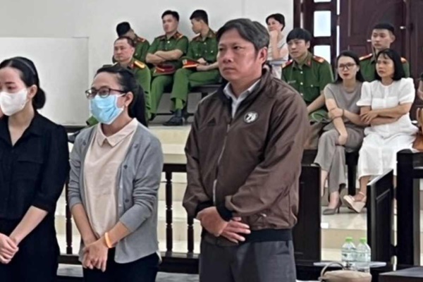 Vụ Việt Á: Vì sao cựu cán bộ CDC Bình Dương được miễn trách nhiệm hình sự?-1