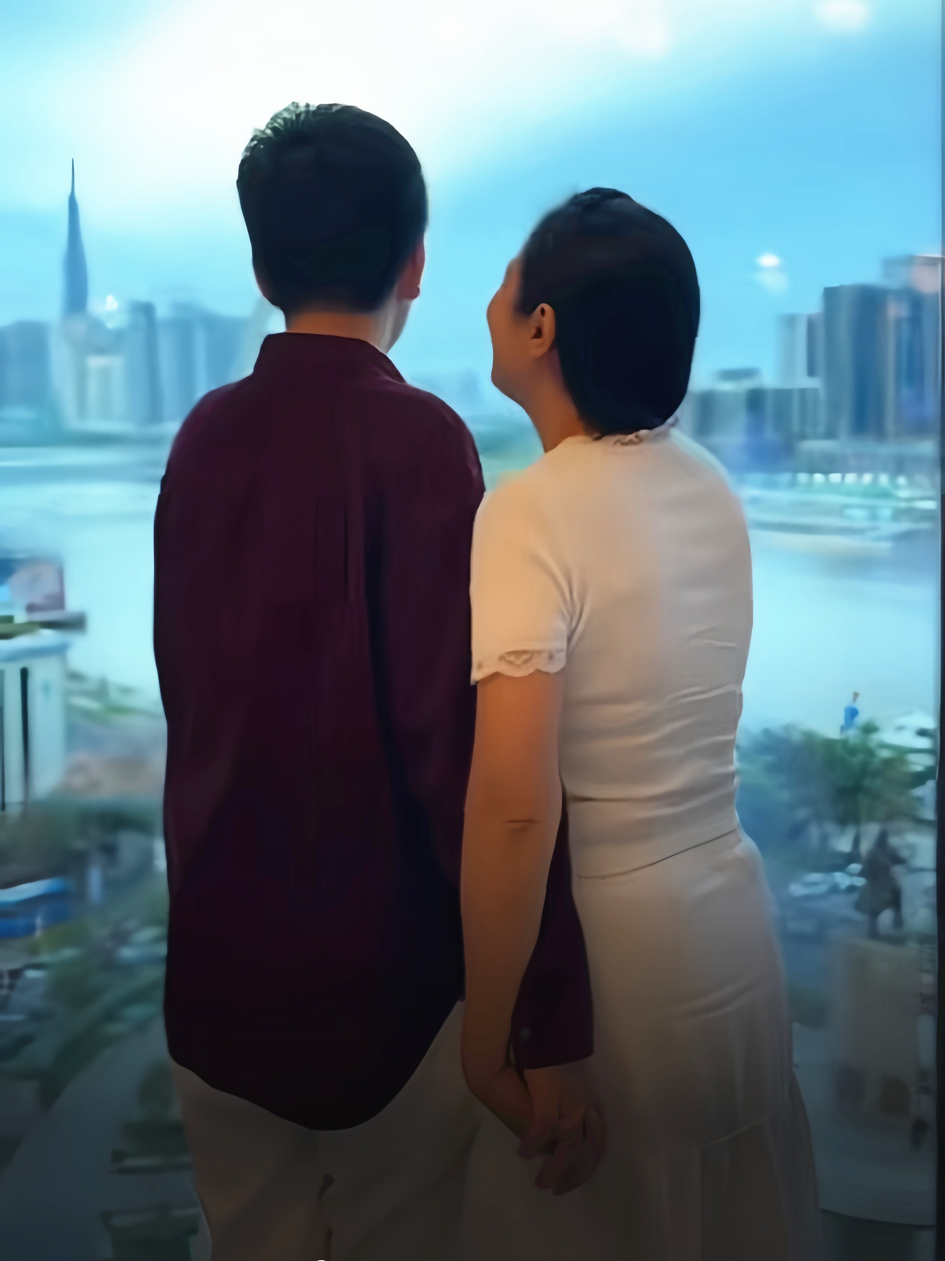 Việt Trinh gây tranh cãi khi bàn về ôm hôn con trai tuổi thiếu niên-1