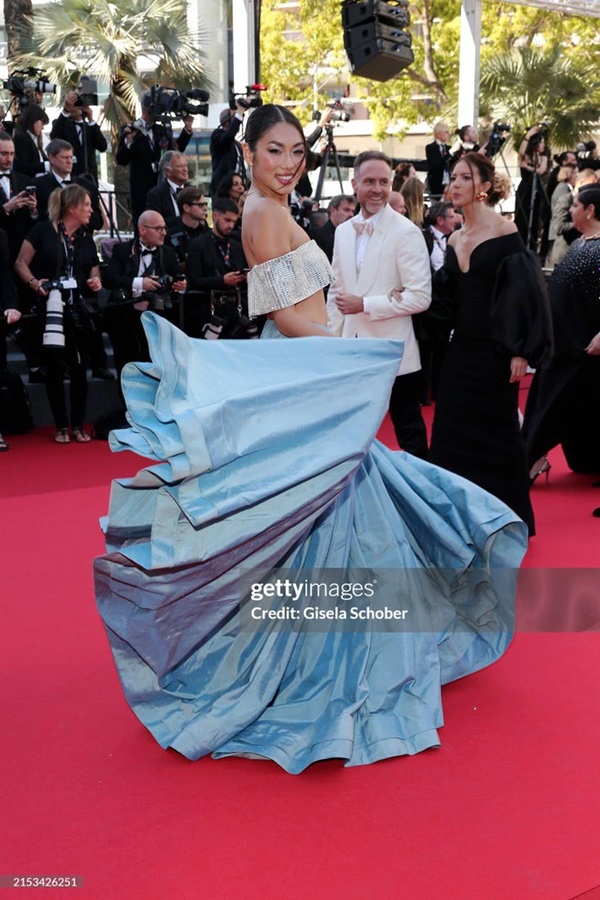 Lộ clip bị nhắc nhở rời thảm đỏ Cannes, Thảo Nhi Lê nói gì?-2