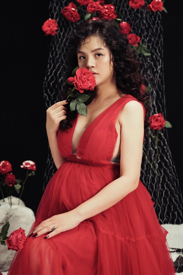 Nhan sắc Thu Quỳnh khi mang bầu lần 2-2