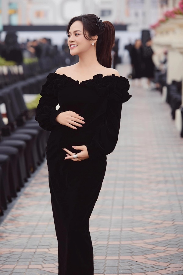 Nhan sắc Thu Quỳnh khi mang bầu lần 2-10
