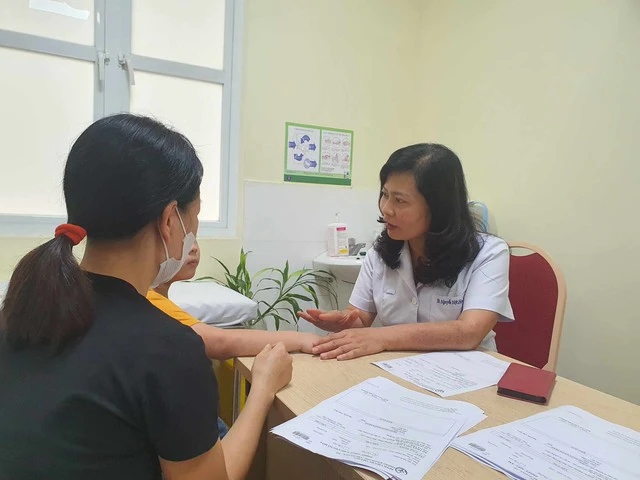 Người mẹ nghi con bất thường giới tính khi kiểm tra vùng kín-2