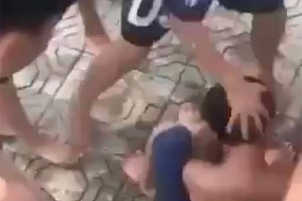 Hiệu trưởng thông tin vụ nam sinh ở Hà Nội bị bạn dùng khí gas làm bỏng lưng-2