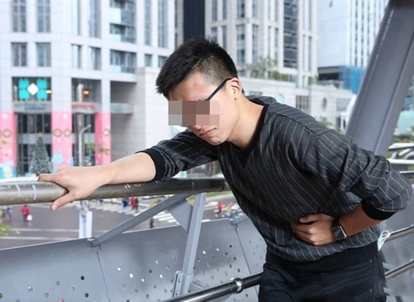 5 tín hiệu cảnh báo dạ dày bắt đầu bị tổn thương-1