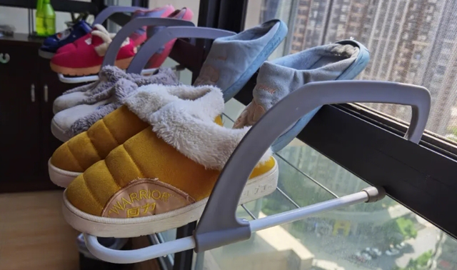 3 NƠI trong nhà cấm đặt giày dép nếu không muốn tiền bạc đội nón ra đi, làm quanh năm chẳng dư được đồng nào!-3