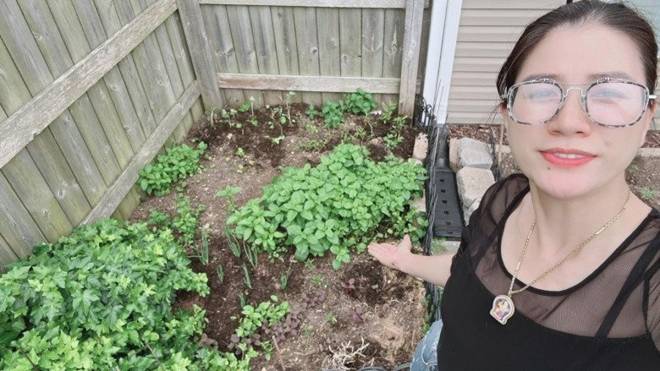 Bị nói ở khu nhà ổ chuột, Trang Trần khoe không gian xung quanh nhiều người mơ không được-3