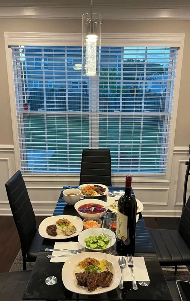 Bị nói ở khu nhà ổ chuột, Trang Trần khoe không gian xung quanh nhiều người mơ không được-21