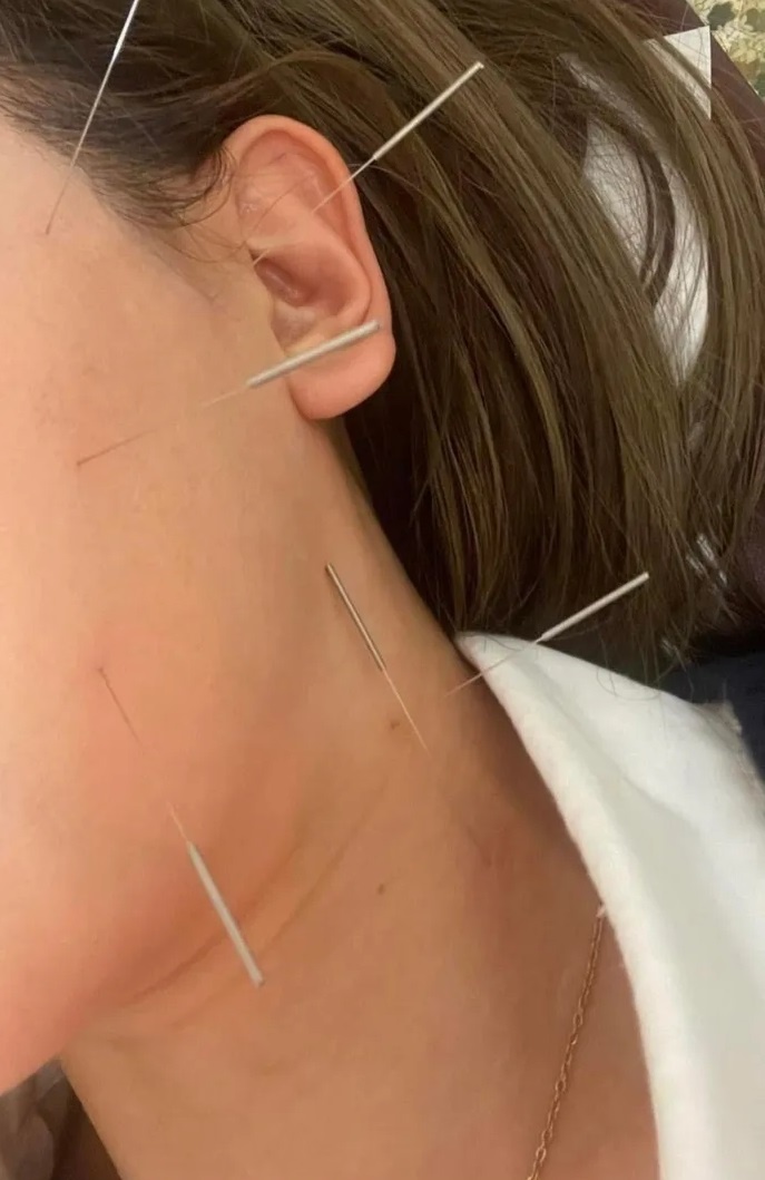 Hari Won lộ diện sau khi đột ngột vắng mặt trong buổi đi ăn cùng gia đình Trấn Thành-14