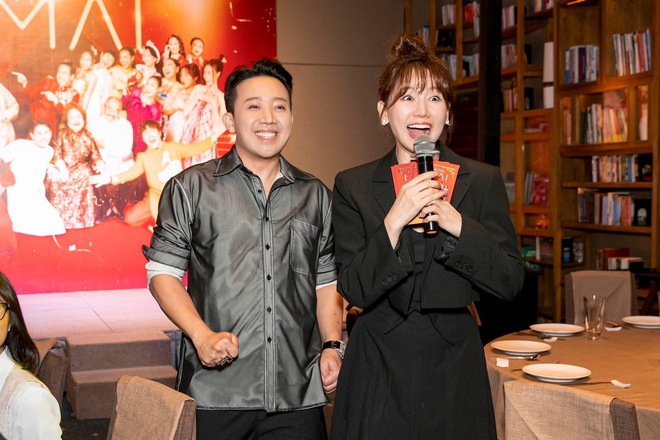 Hari Won lộ diện sau khi đột ngột vắng mặt trong buổi đi ăn cùng gia đình Trấn Thành-24