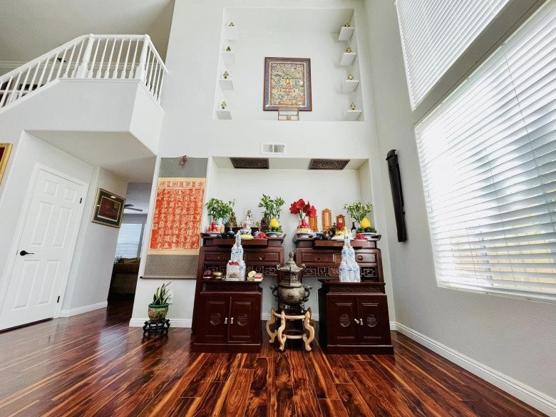 Diệu Hương đóng vai San trong ‘Hoa hồng trên ngực trái’ bây giờ ra sao?-10