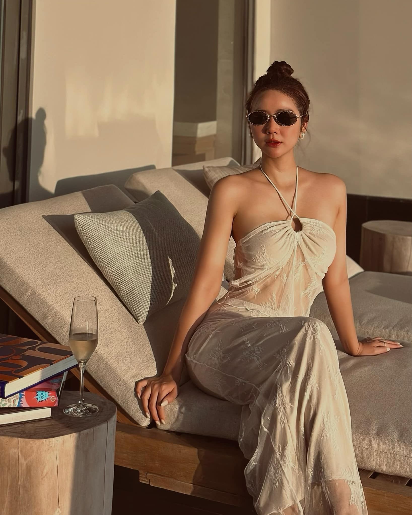 10 cách mặc váy maxi đi biển tham khảo từ các mỹ nhân Việt-4