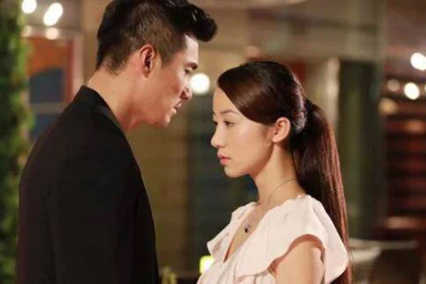 Anh trai lợi dụng lòng tin vay tiền cả họ không trả, khiến bố mẹ khốn đốn-2