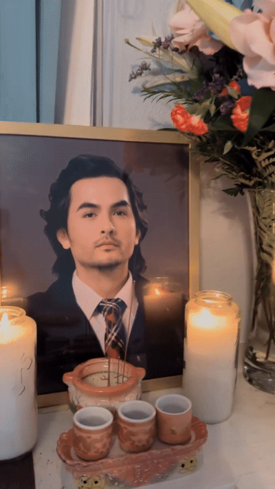 Con gái 4 tuổi của Đức Tiến nói một câu khi đứng trước bàn thờ bố khiến ai nghe cũng đau lòng-1