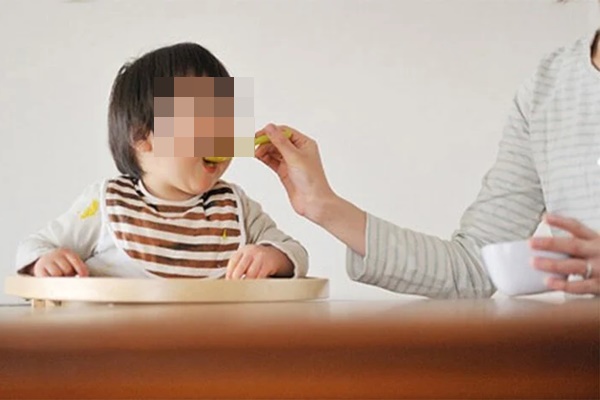 Đi khám vì rụng tóc, không ngờ mắc bệnh giang mai-2