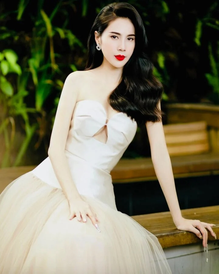 Lấp lửng chuyện đòi nợ 80 triệu đồng, Khánh Thi xin lỗi Thu Minh và Thuỷ Tiên-2