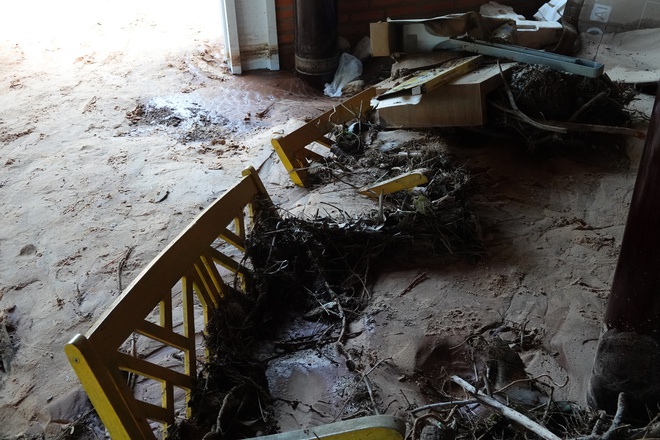 Người dân bàng hoàng kể lại khoảnh khắc lũ cát ập xuống đường Mũi Né: 62 tuổi chưa từng chứng kiến, chỉ 5 phút đã vùi lấp hết tài sản-4