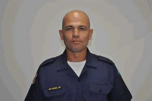 Bị tịch thu điện thoại, thiếu niên nổi điên bắn cả gia đình-2