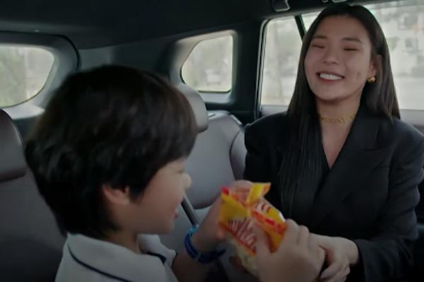 Phim Việt giờ vàng mới chiếu liền nhận mưa lời khen, nam chính là tân binh nhưng diễn quá đỉnh-6