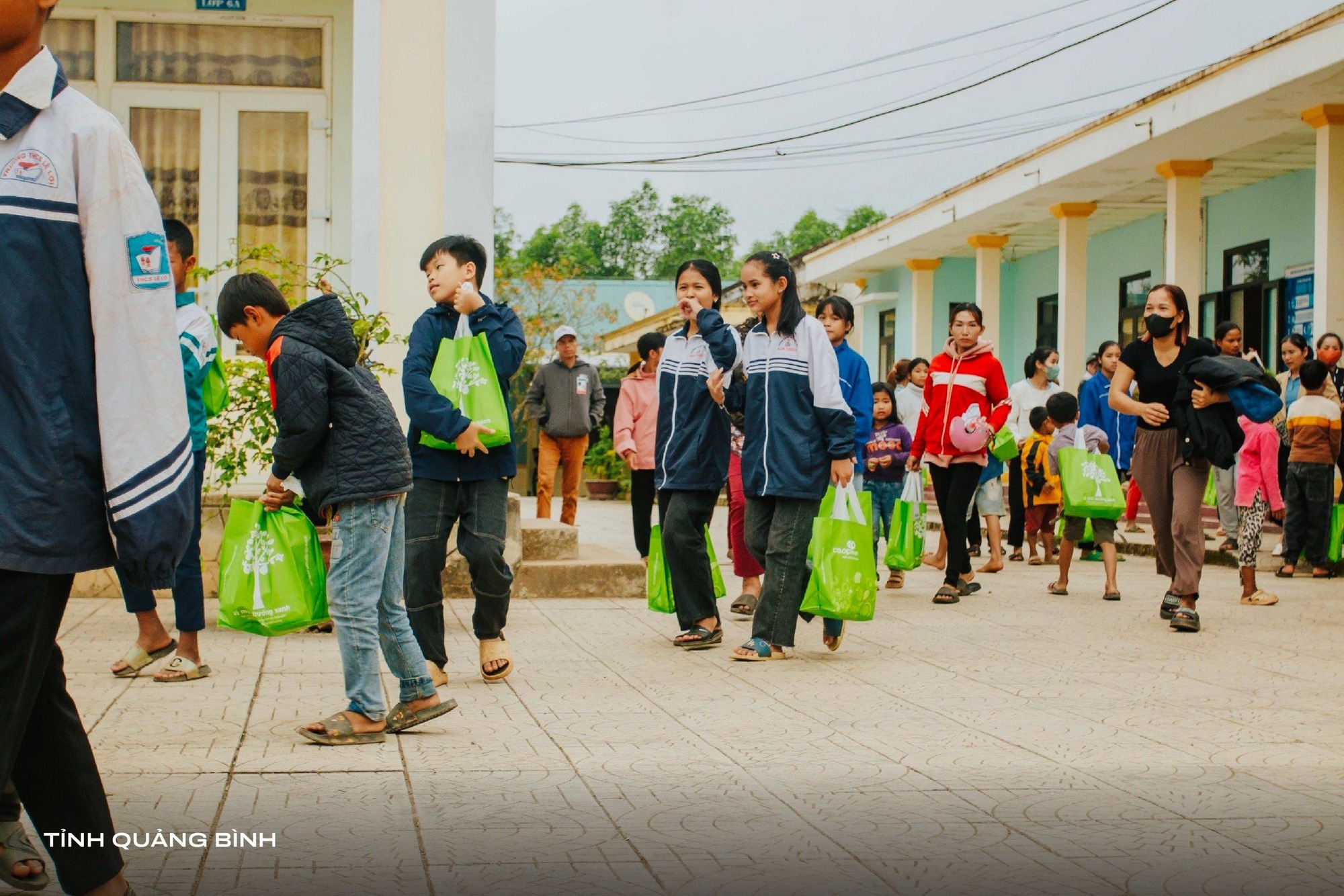 Nam ca sĩ từng giành học bổng du học Mỹ: Là đại gia ngầm chăm rót tiền làm nhạc, tậu penthouse giá 100 tỷ đồng-11