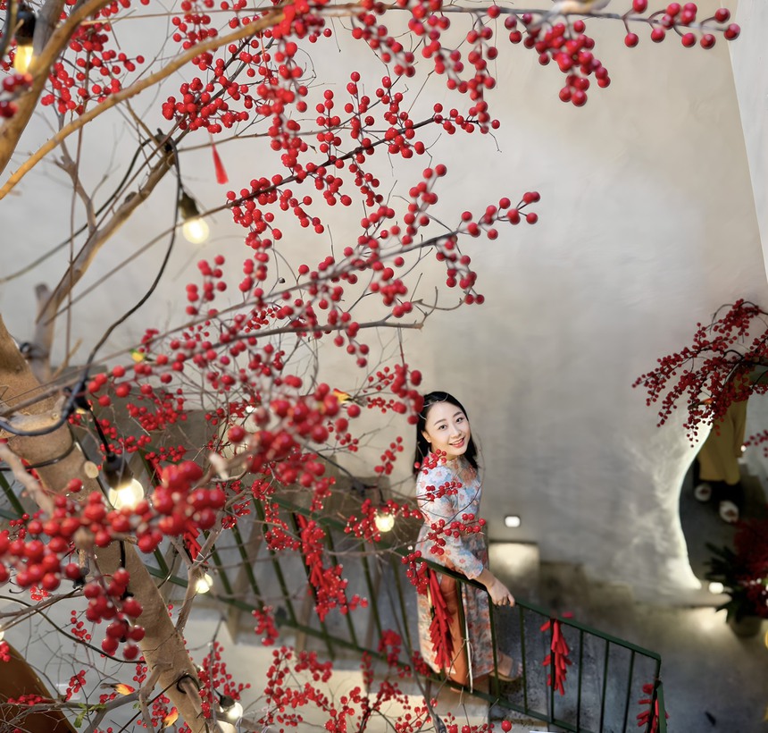 Cuộc sống hiện tại của nữ tiếp viên hàng không bị xe tông trên đường đi làm-3