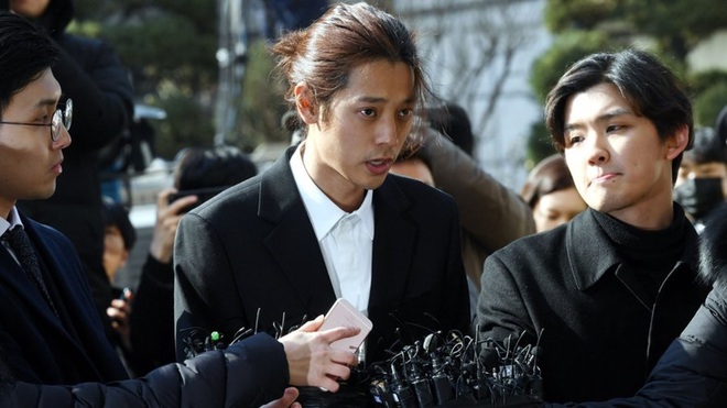 Lộ diện ông lớn đứng sau dung túng cho tội ác tình dục của Seungri và đế chế Burning Sun-3