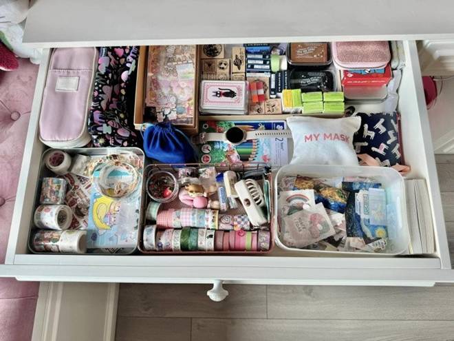 Cận cảnh căn phòng màu hồng siêu ngăn nắp của con gái MC Diệp Chi, mẹ nhìn mà phải xuýt xoa xinh quá-4