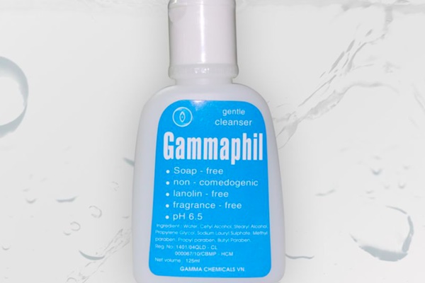 Bộ Y tế yêu cầu thu hồi, tiêu hủy lô sữa làm sạch, dưỡng da cao cấp vừa sản xuất-1