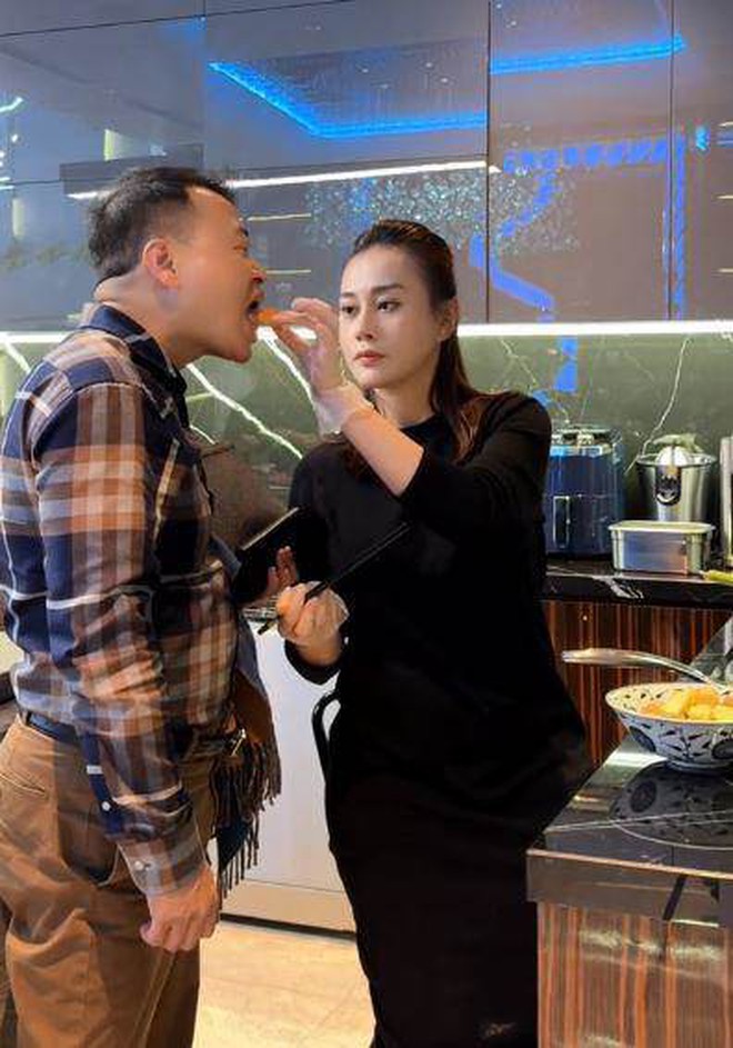 Hậu sinh đôi, Phương Oanh lần đầu tiết lộ 1 chi tiết đặc biệt liên quan chuyện yêu Shark Bình-6