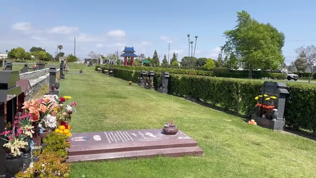 Nơi an nghỉ cho diễn viên Đức Tiến tại Mỹ: Vị trí dễ tìm trong nghĩa trang lớn-2