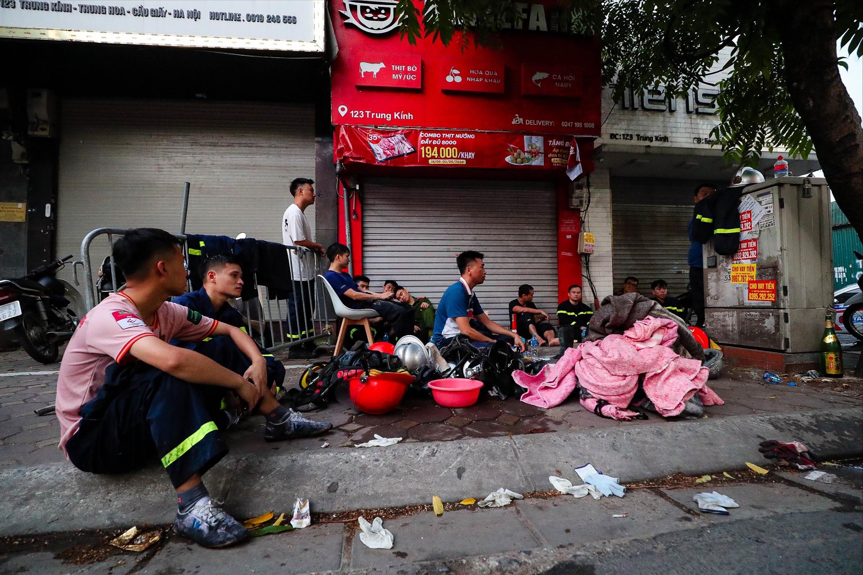 Hiện trường vụ cháy khiến 14 người tử vong-2