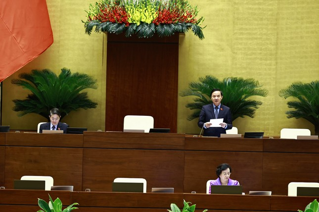Quốc hội chia buồn với gia đình các nạn nhân trong vụ cháy 14 người chết ở Hà Nội-1