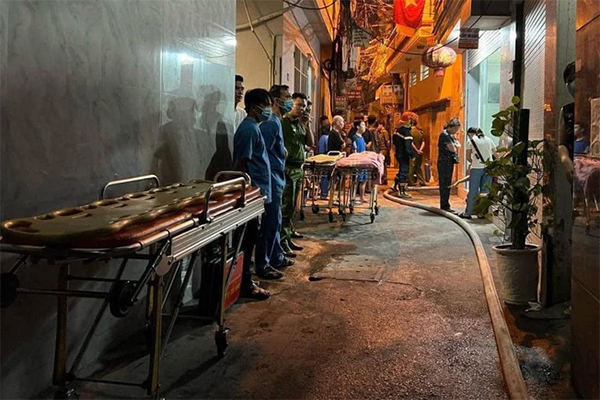 Cô gái thoát nạn trong đêm xảy ra vụ cháy 14 người chết: Đi uống nước về dãy trọ thì đóng cửa, bèn sang nhà bạn ngủ nhờ-3