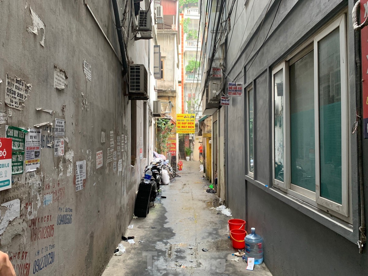 Cảnh tan hoang trong ngôi nhà cháy ở Hà Nội làm 14 người chết-8