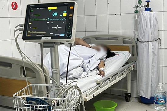 Hai vợ chồng thoát chết trong vụ cháy ở Trung Kính nhờ những miếng vải thấm nước
