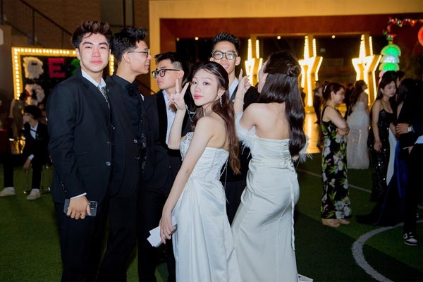 Trường đại học ở TP.HCM phát hiện 20 sinh viên học hộ, thi hộ-2