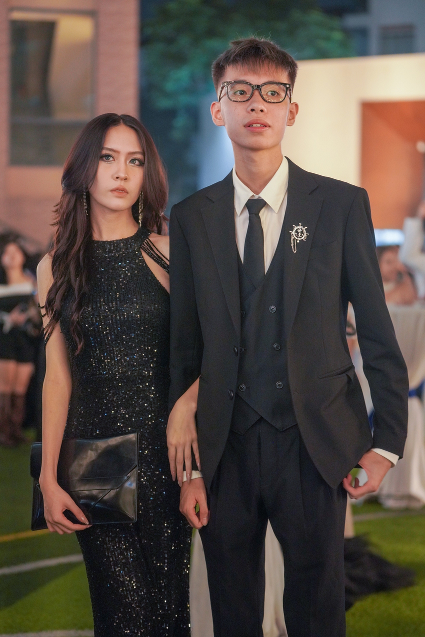 Prom cuối cấp trường người ta: Ai cũng lộng lẫy như hoàng tử công chúa-14