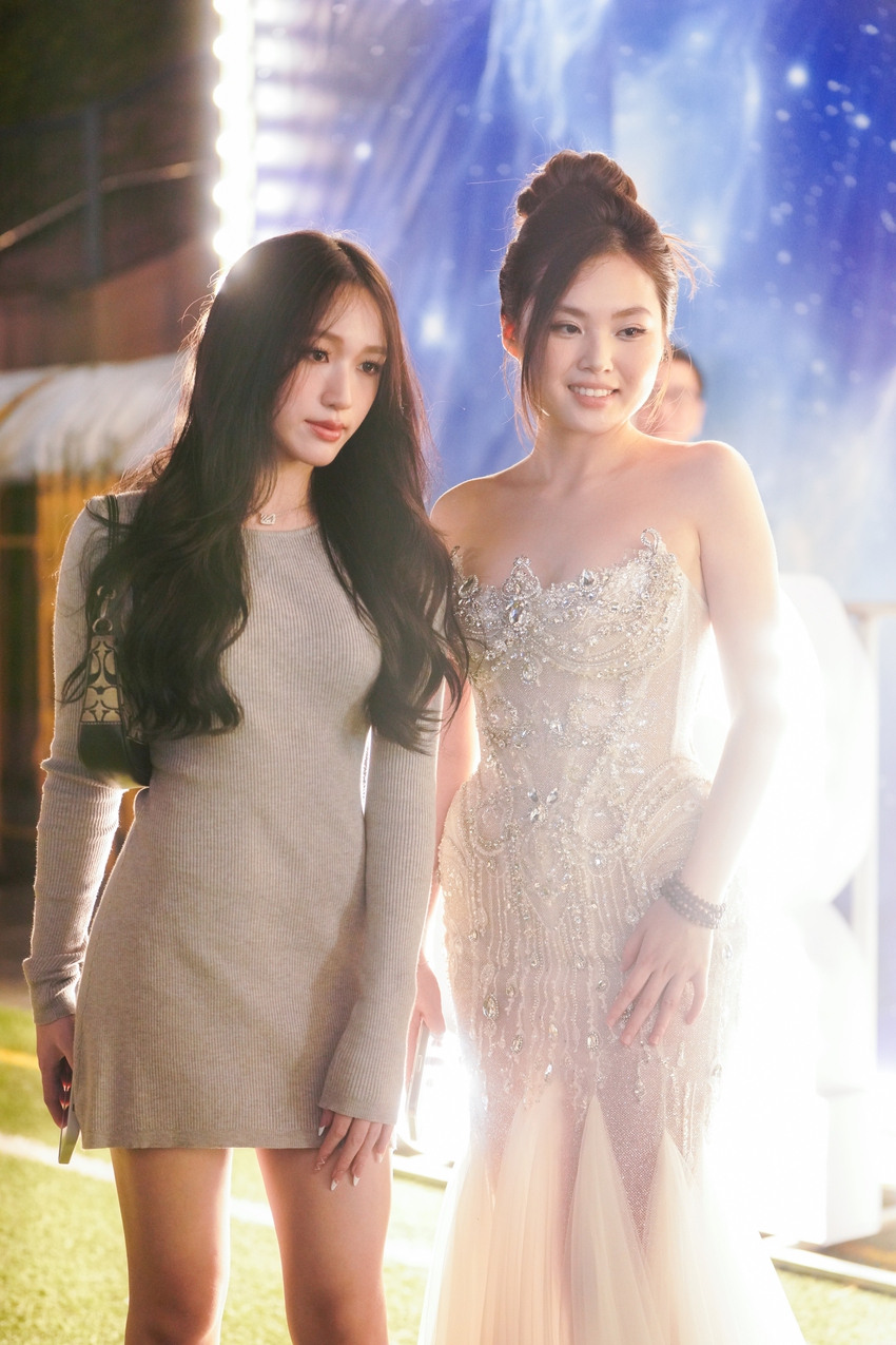 Prom cuối cấp trường người ta: Ai cũng lộng lẫy như hoàng tử công chúa-13