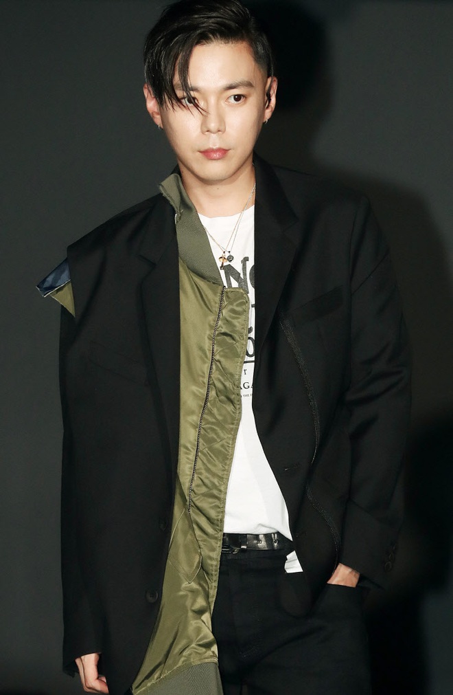 Nam ca sĩ nổi tiếng bị bắt vì trộm cắp ở cửa hàng tiện lợi-1