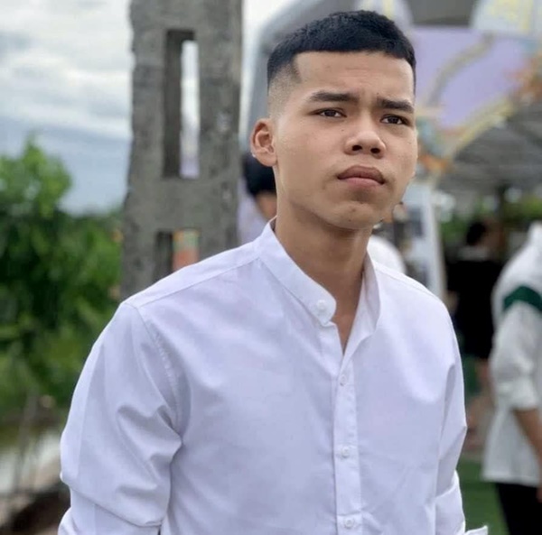 Chàng trai 21 tuổi dùng búa đập tường trong vụ cháy: Chạy xe ôm công nghệ, chỉ hy vọng cứu được người nào hay người ấy-2