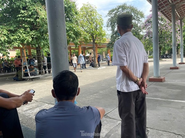 Nước mắt của những người mẹ mất con trong vụ cháy nhà trọ ở Trung Kính-5