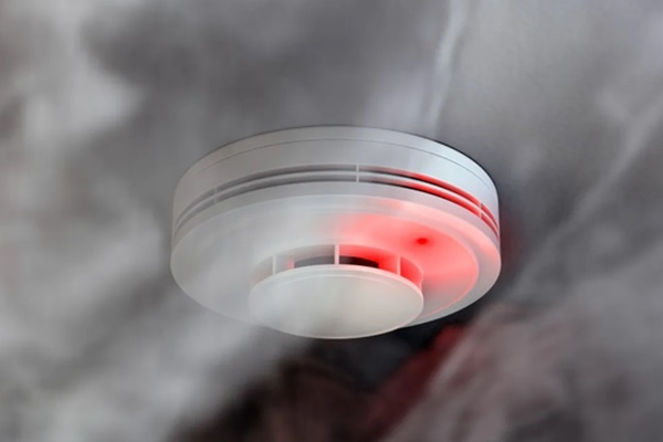 Mẹo lau sàn bị dính dầu mỡ-2