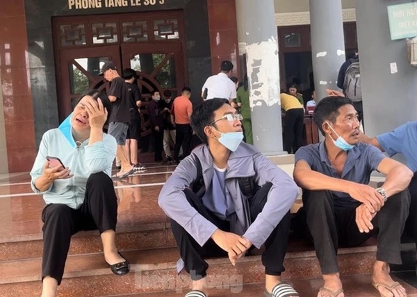 Xác định được danh tính 11 nạn nhân tử vong trong vụ cháy nhà trọ, 3 người khác phải giám định ADN-2