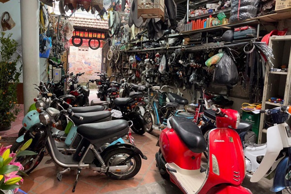 Nhà ở kết hợp kinh doanh: Khi hàng hóa bịt kín lối thoát sinh tử-1