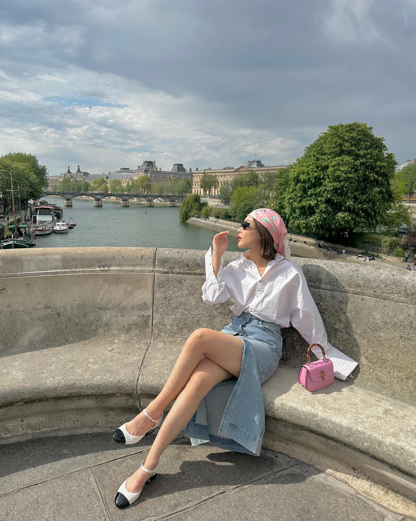 10 set váy dành cho nàng tóc ngắn: Diện xuống phố hay đi du lịch đều nổi bật và chuẩn sành điệu-3