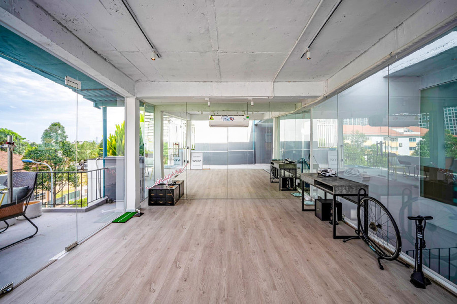 Ngôi nhà 600m2 ngập sắc màu như cung điện cổ tích của Thủy Top-18