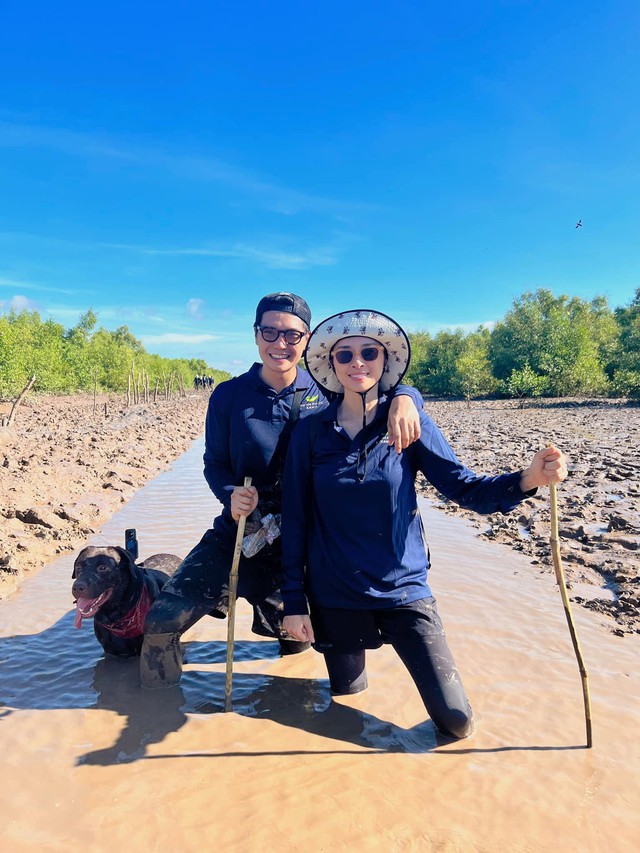 Nữ diễn viên Việt đình đám gửi tâm thư cho chồng kém 11 tuổi: Cố lên chồng nhé... chỉ cần có nhau là được-4