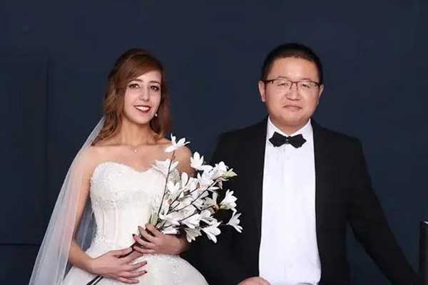 Lấy vợ châu Phi, người đàn ông trở thành đại gia, sở hữu hàng nghìn mẫu đất-3