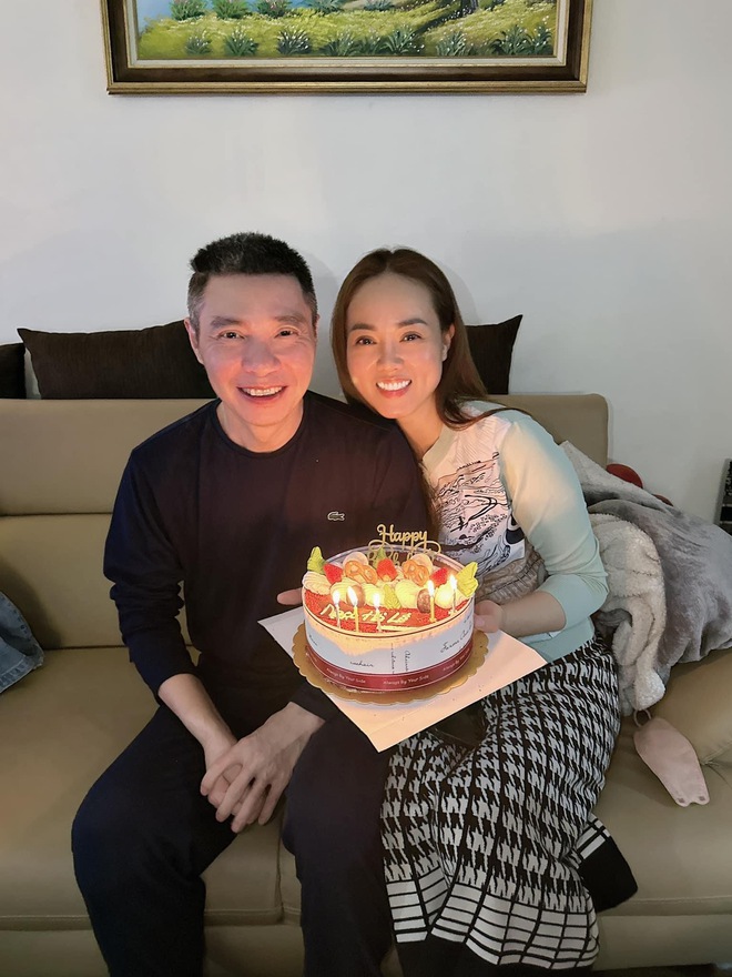 Vợ Công Lý phản ứng khi bị nhắc nhở hay đem chuyện gia đình lên MXH-7