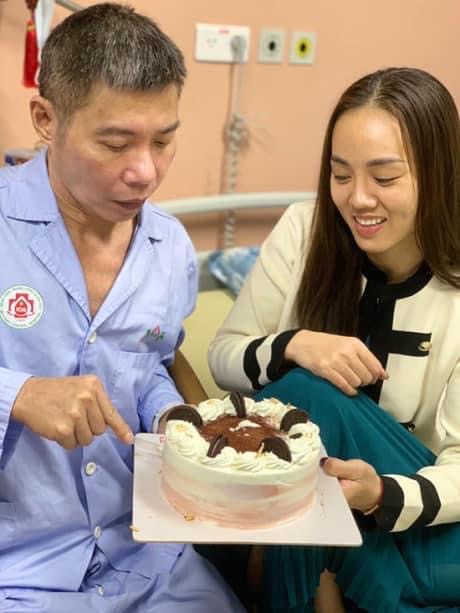 Vợ Công Lý phản ứng khi bị nhắc nhở hay đem chuyện gia đình lên MXH-6