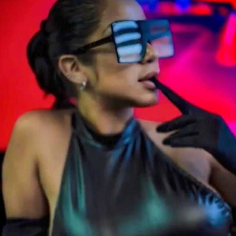 Nóng: Nữ người mẫu 30 tuổi bị đoàn tàu cán tử vong tại chỗ-5